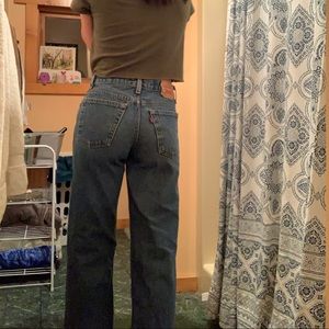 Vintage relaxed fit Levi mom jeans